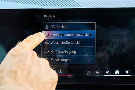 Touchscreen, Anhängerkupplungsansicht, Hand