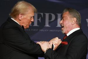Sylvester Stallone vergleicht Donald Trump mit Rocky Balboa und Jesus