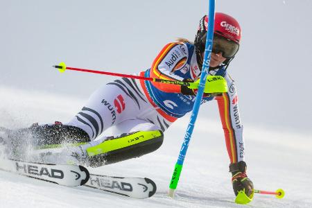 Slalom-Auftakt in Levi: Dürr klar auf Podestkurs Slalom-Auftakt in Levi: Dürr klar auf Podestkurs