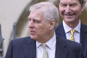 Sitzt Prinz Andrew in der Royal Lodge bald vor leeren Wänden?