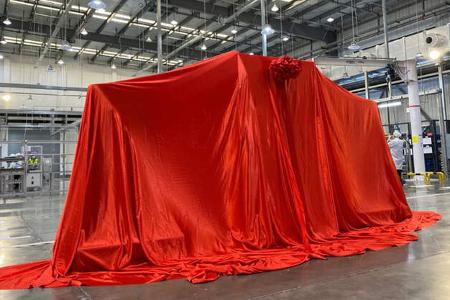 Tesla Supercharger-Fabrik im chinesischen Shanghai