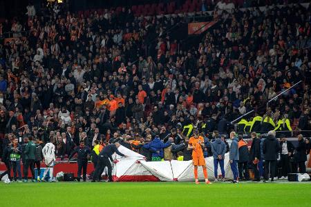Nach Zusammenbruch: Szalai nicht im Stadion gegen DFB-Team