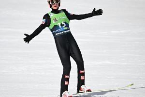 Skispringen: Olympiasieger Huber mit Knieschmerzen abgereist