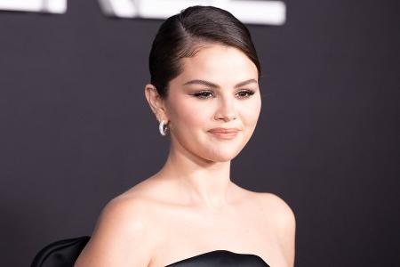 Selena Gomez geht inkognito zu Castings Selena Gomez geht inkognito zu Castings