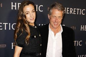 "Heretic"-Premiere in Berlin: Hugh Grant feiert mit Anna Eberstein