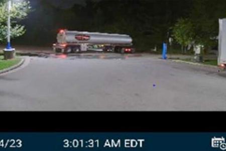 Lkw-Fahrer entsorgt illegal 20.000 Liter Diesel in Maryland. Lkw-Fahrer entsorgt illegal 20.000 Liter Diesel in Maryland.