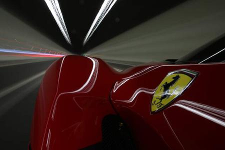 Ferrari LaFerrari, Seitenführung