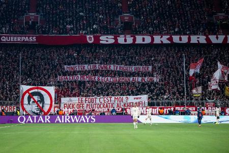 Bayern entschuldigen sich für Schmähplakate gegen PSG Bayern entschuldigen sich für Schmähplakate gegen PSG