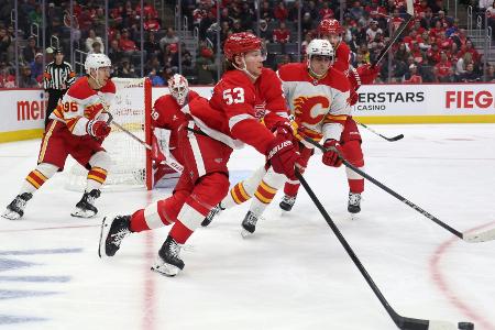 NHL: Seider-Assist in der Overtime - auch Stützle stark NHL: Seider-Assist in der Overtime - auch Stützle stark