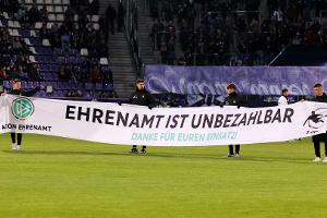 Aktionen an den Spieltagen: Fußball dankt Ehrenamt