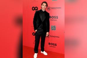 "GQ Men of the Year Awards": Elias Becker überzeugt mit coolem Style