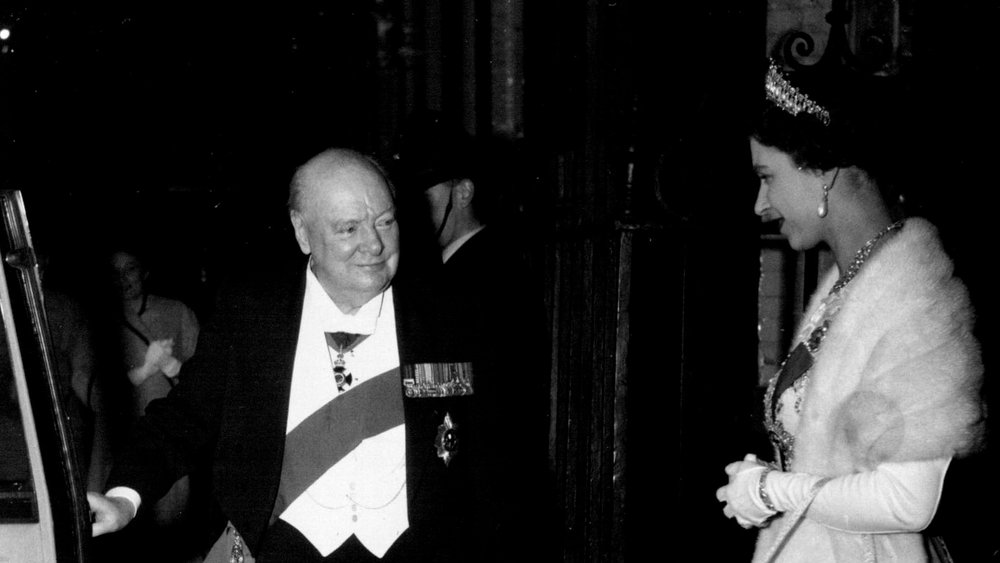 Modeikone und Cousin von Lady Di Zehn Fakten über Winston Churchill