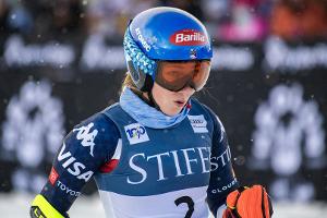 "Oh my goodness": Shiffrin hat Glück im Unglück