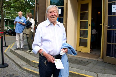 Jürgen Thormann posiert für die Kamera