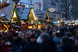 Black Friday: Fast 50 Prozent mehr Besucher in Innenstädten