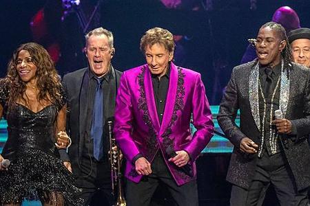 Barry Manilow tritt bis an sein Lebensende in Las Vegas auf Barry Manilow tritt bis an sein Lebensende in Las Vegas auf