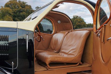 Bugatti 57 Atalante (1936) Interior