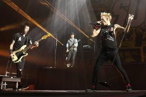 Deryck Whibley erkrankt: Australien-Tournee von Sum 41 abgesagt