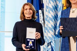 Senta Berger mit Bayerischem Verfassungsorden ausgezeichnet