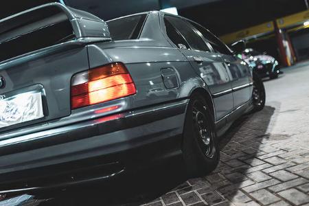 BMW Spoiler Logo