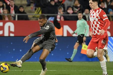 Mbappe trifft: Real verkürzt Rückstand auf Barcelona Mbappe trifft: Real verkürzt Rückstand auf Barcelona