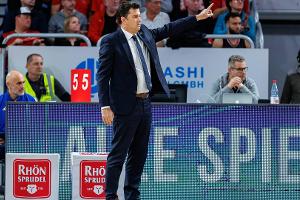 Alba verliert Krisenduell - Bamberg im Top Four