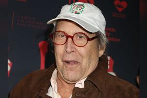 Sorge um Chevy Chase: Deshalb hat er ein blaues Auge