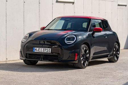 Mini Cooper John Cooper Works JCW Electric