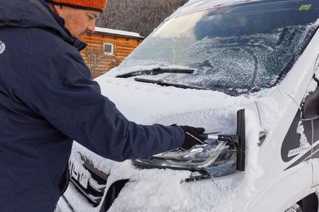 Fahren im Winter - freikratzen