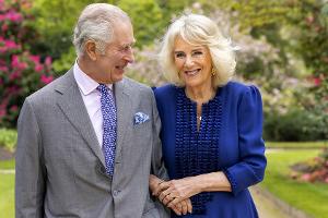 Königin Camilla ist "unverzichtbar" für das Königshaus