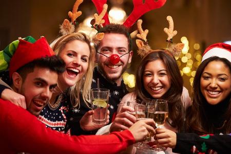 Glühwein und Gruppenzwang: Ein Plädoyer für alkoholfreie Weihnachten