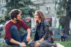 Sapiosexuell – Das steckt hinter dem Begriff