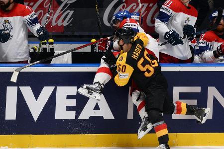 Heimpleite für Meister Eisbären Berlin Heimpleite für Meister Eisbären Berlin