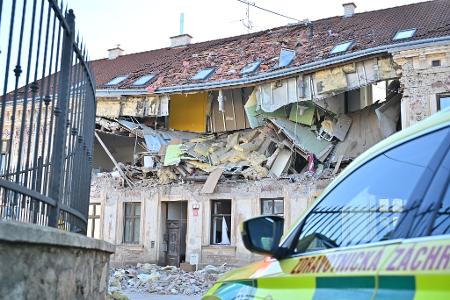 Eine Explosion hat ein Wohnhaus im tschechischen Znojmo verwüstet.