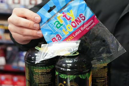 Die Partydroge gefährdet nach Angaben von Experten die Gesundheit von Kindern und Jugendlichen. (Symbolbild) Die Partydroge gefährdet nach Angaben von Experten die Gesundheit von Kindern und Jugendlichen. (Symbolbild)