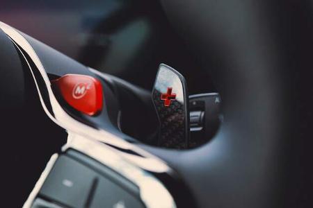 BMW XM Label Red Premiere 04/23