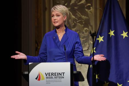 Mecklenburg-Vorpommerns Ministerpräsidentin Manuela Schwesig über die Rolle der Ostdeutschen. (Archivbild)