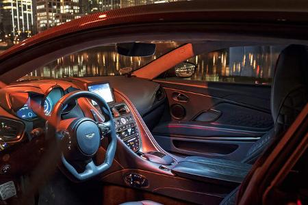 Aston Martin DBS Superleggera, Interieur