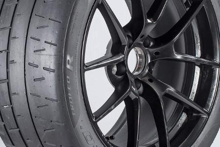 Pirelli P Zero Trofeo R - Semi-Slick - Sommerreifentest 2018 - sport auto