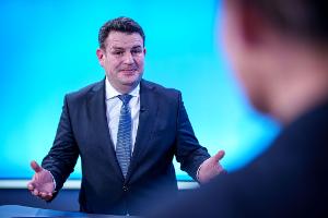 Streit um Leistungswillen - Merz: SPD denkt in Schablonen