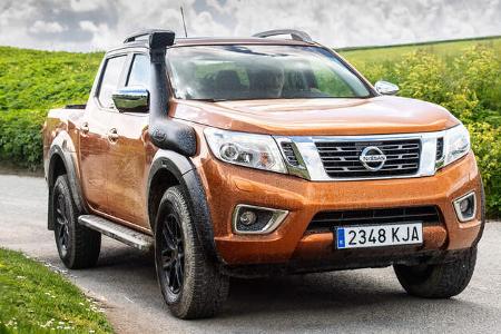 Nissan Navara Pickup Sonderversion Off-Roader AT32