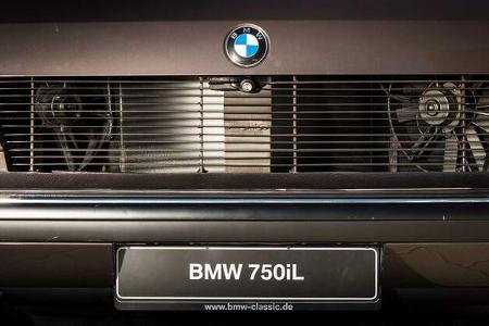 BMW 750iL V16 E32 Goldfisch (1987)