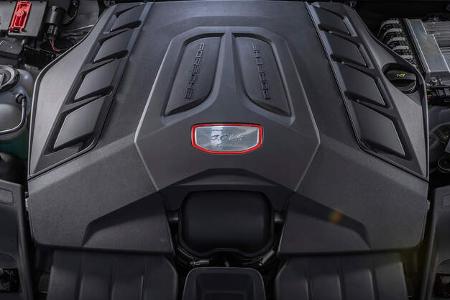 Porsche Cayenne Turbo, Motorraum