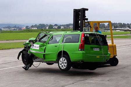 08/2019, AXA Elektroauto-Crashtest Dübendorf 22.08.2019