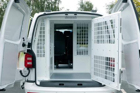 VW T6 Multivan Gefangenentransporter UK