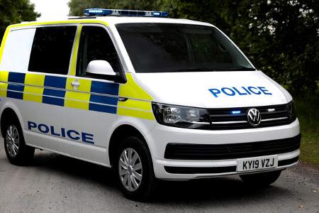 VW T6 Multivan Gefangenentransporter UK
