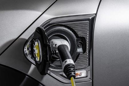 Mini Cooper S E Countryman ALL4 Plug-in-Hybrid 2017 Ladestecker