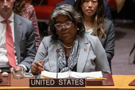Die US-Botschafterin bei den Vereinten Nationen, Linda Thomas-Greenfield, spricht vor dem UN-Sicherheitsrat in New York. (Archivbild)