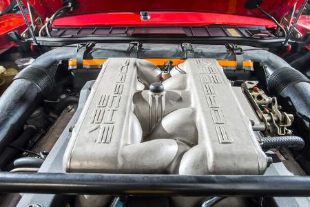 Porsche 928 GT, Motor
