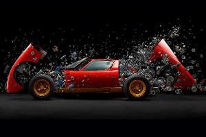 Lamborghini Miura SV zerspringt in Einzelteile